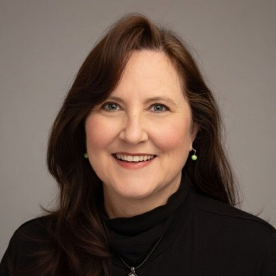 Hanselena Graves Image